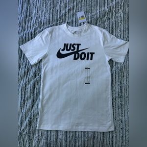 White Nike t-shirt